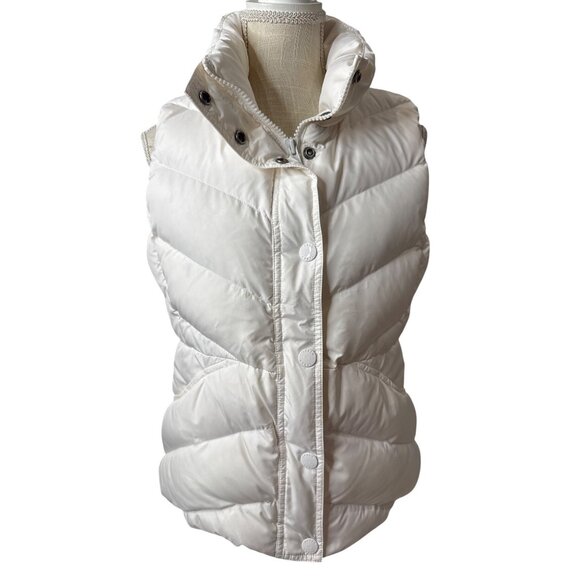 J.Crew Jackets & Blazers - J.Crew Womens White Puffer Vest Size M Quilted Down Button Front Sleeveless Warm